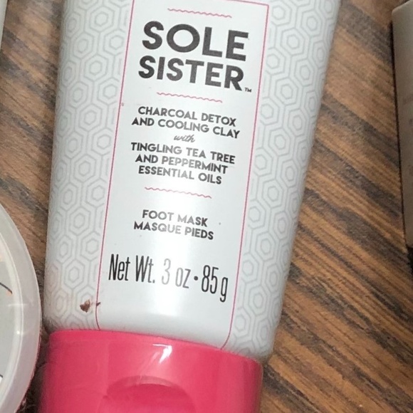 Perfectly Posh Other - Foot Mask